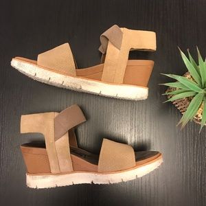 OTBT Cosmos Wedge Sandal